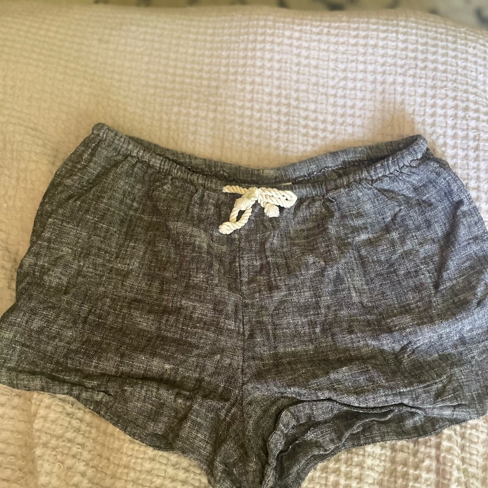 Gray shorts